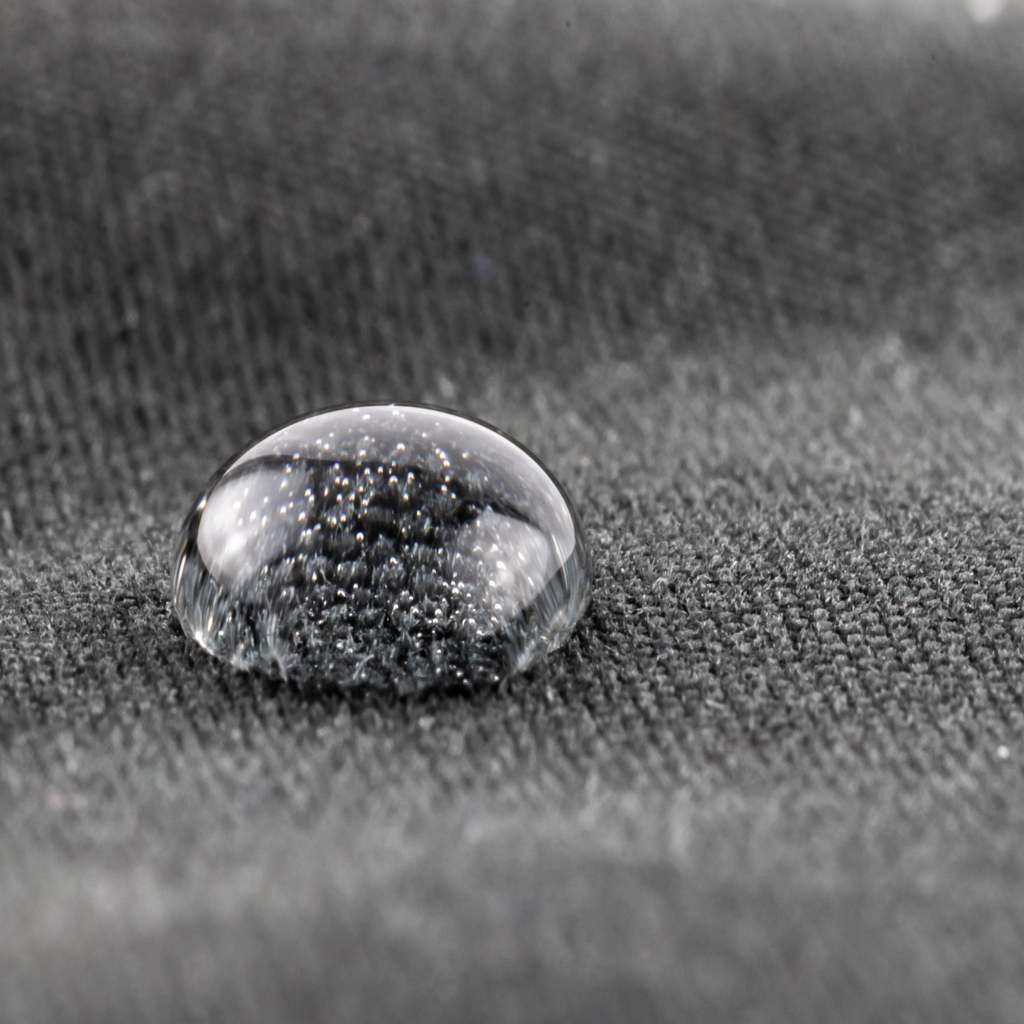 oil droplet on substrate coated with apjet plasma repellent coating